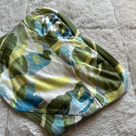 Floral print tube top with a green and blue color palette - Picture 2 of 3